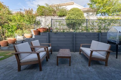 Photo of property in 7 Amesbury Drive, Churton Park, Wellington, 6037