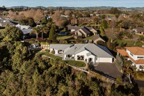 Photo of property in 40 Broadwater Close, Pyes Pa, Tauranga, 3112