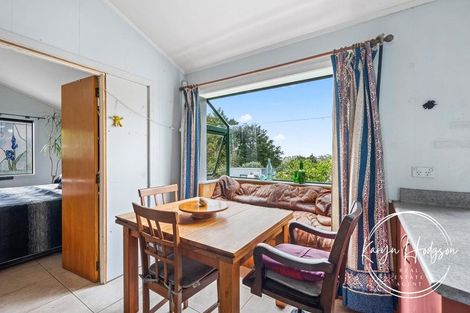 Photo of property in 14 Woodland Road, Maungaturoto, 0588