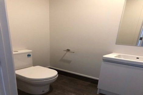 Photo of property in 2/9 Marlene Avenue, Te Atatu South, Auckland, 0610