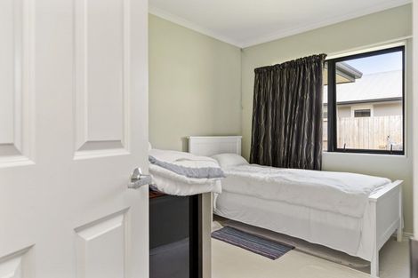 Photo of property in 22a Madison Street, Cambridge, 3434