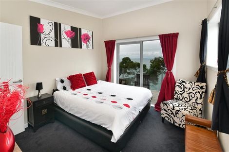 Photo of property in 51 Hawaiian Parade, Arkles Bay, Whangaparaoa, 0932