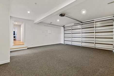 Photo of property in 2/1 Omana Road, Milford, Auckland, 0620
