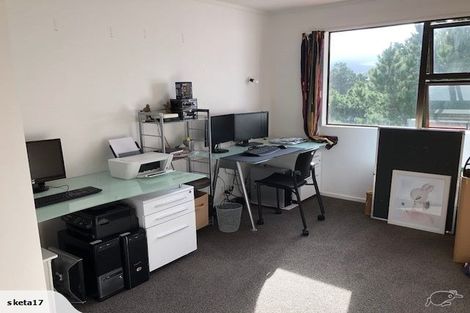 Photo of property in 30 Wingfield Place, Churton Park, Wellington, 6037