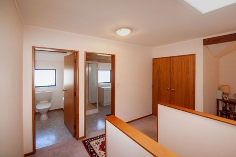 Photo of property in 181 Westchester Drive, Churton Park, Wellington, 6037