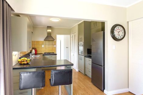 Photo of property in 11 Rawene Street, Waikanae, 5036