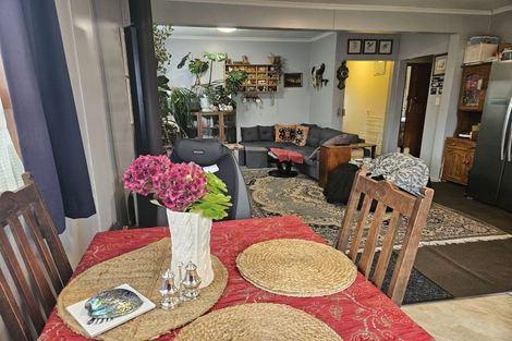 Photo of property in 11 Matai Street, Kaka Point, Balclutha, 9271