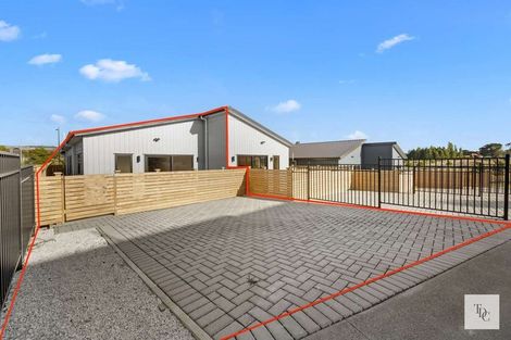 Photo of property in 39 Tributary Parade, Karaka, 2113