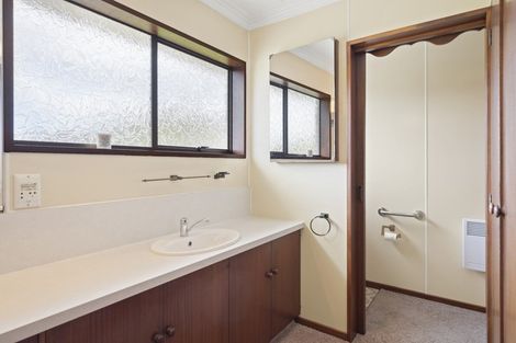 Photo of property in 47 Hunter Crescent, Wanaka, 9305