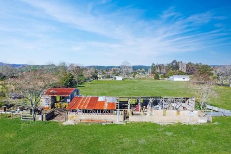 Photo of property in 220 Kawerau Road, Putauaki, Whakatane, 3192