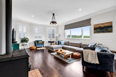 Photo of property in 200 Egmont Road, Hillsborough, New Plymouth, 4372