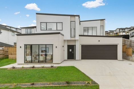 Photo of property in 10 Celestial Crescent, Orewa, 0931