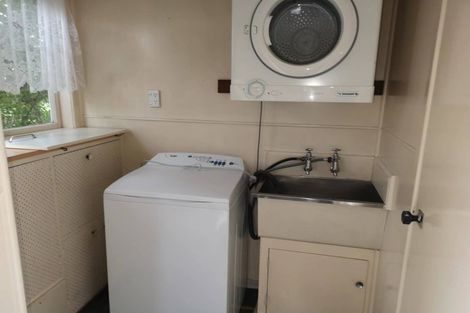 Photo of property in 22 Kaikoura Street, Henderson, Auckland, 0612