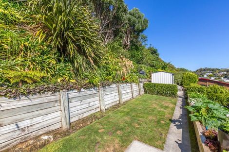 Photo of property in 8 The Crowsnest, Whitby, Porirua, 5024