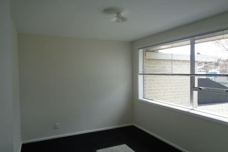 Photo of property in 1 Isleworth Road, Bishopdale, Christchurch, 8053