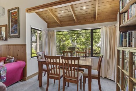 Photo of property in 107 Park Avenue, Whangamata, 3620