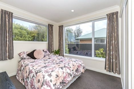 Photo of property in 33 Hammersley Avenue, Shirley, Christchurch, 8013