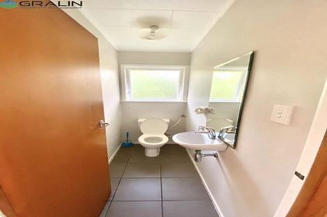 Photo of property in 11 Dundas Place, Henderson, Auckland, 0612