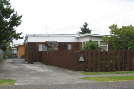 Photo of property in 15 Station Road, Takanini, 2112
