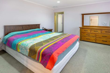 Photo of property in 23 Finchley Place, Hamilton East, Hamilton, 3216