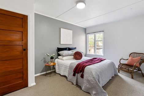 Photo of property in 18 Atiawa Crescent, Waiwhetu, Lower Hutt, 5010