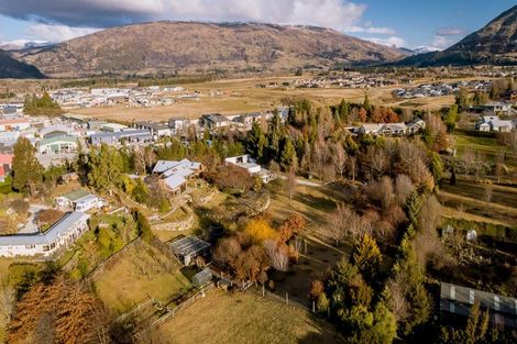 Photo of property in 46 Ballantyne Road, Wanaka, 9305