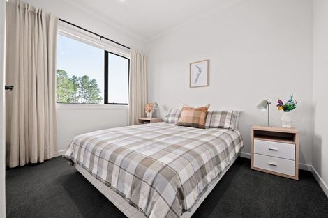 Photo of property in 9 Hall Road, Peacocke, Hamilton, 3282