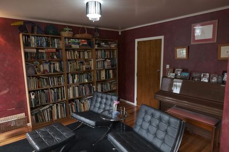 Photo of property in 139 Hine Road, Wainuiomata, Lower Hutt, 5014