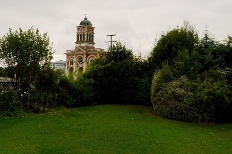 Photo of property in 1 Parsonage Road, Waimate, 7924