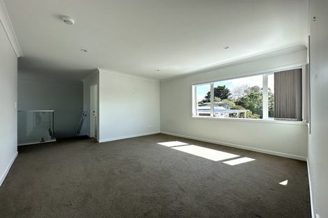 Photo of property in 26b Stottholm Road, Titirangi, Auckland, 0604
