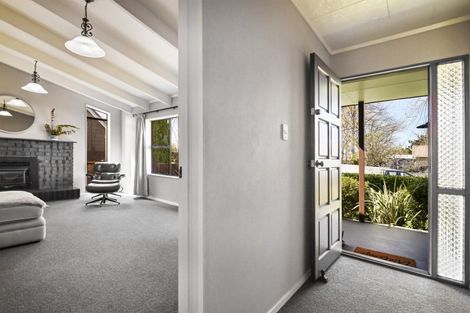 Photo of property in 8 Palmer Place, Parkvale, Hastings, 4122