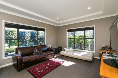 Photo of property in Heynes Place, 31 Heynes Place, Clive, 4102