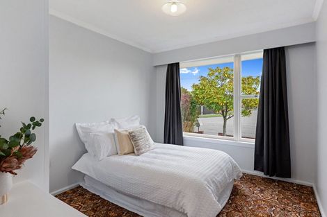 Photo of property in 24 Greendale Avenue, Avonhead, Christchurch, 8042