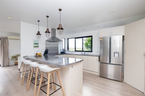 Photo of property in 230 Central Road, Waitakaruru, Thames, 3576