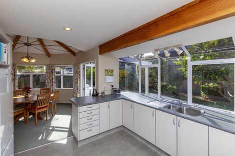 Photo of property in 6b Wharemauku Road, Raumati Beach, Paraparaumu, 5032