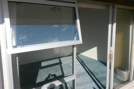 Photo of property in 77 Memorial Avenue, Ilam, Christchurch, 8053