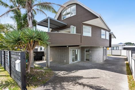 Photo of property in 306 Ocean Road, Whangamata, 3620