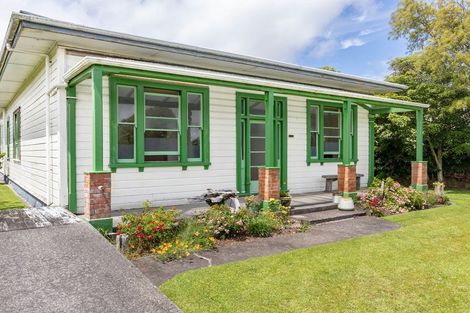 Photo of property in 104 Hall Street, Hokitika, 7810