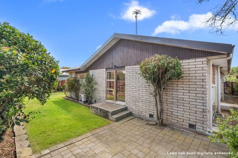 Photo of property in 17 Yellowstone Crescent, Burwood, Christchurch, 8083