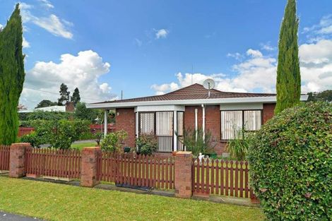 Photo of property in 1/9 Waterview Road West, Takanini, 2112