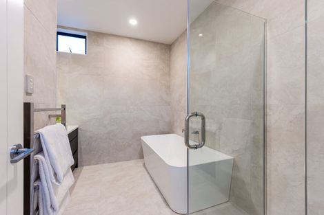 Photo of property in 16 Te Oneroa Way, Long Bay, Auckland, 0630