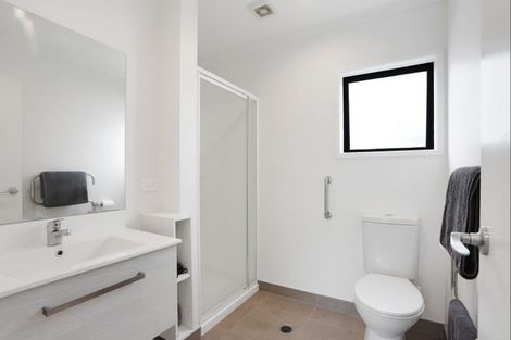 Photo of property in 22 Frank Gill Road, Hobsonville, Auckland, 0616