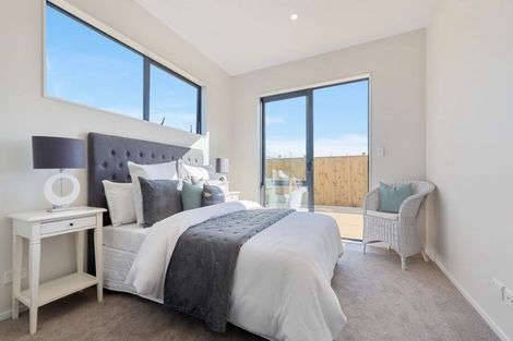 Photo of property in 42 Schoolside Road, Kumeu, 0810