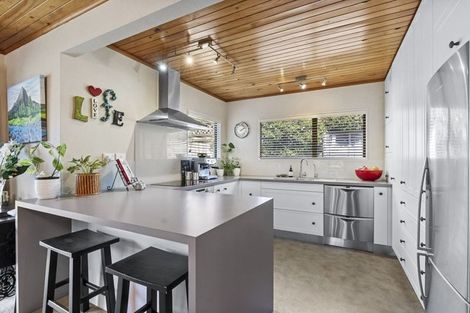 Photo of property in 28 Rossiter Crescent, Lynmouth, New Plymouth, 4310