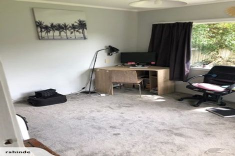 Photo of property in 4 Kaurilands Road, Titirangi, Auckland, 0604