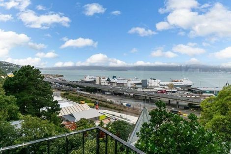 Photo of property in 3/20 Grosvenor Terrace, Wadestown, Wellington, 6012