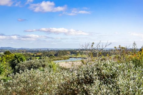 Photo of property in 16 Karaka Street, Helensville, 0800