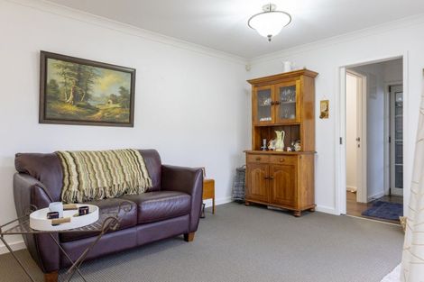 Photo of property in 49 Chateau Crescent, Rangatira Park, Taupo, 3330