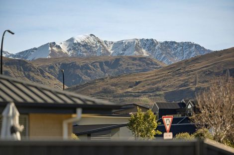 Photo of property in 4 Banbury Terrace, Lower Shotover, Queenstown, 9304