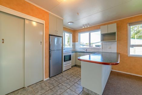 Photo of property in 18 Acacia Street, Kelvin Grove, Palmerston North, 4414